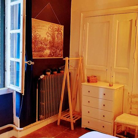 Le 4 Feuilles En.Camargue Hotel Bernis Buitenkant foto