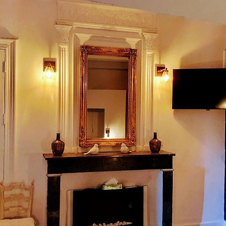 Le 4 Feuilles En.Camargue Hotel Bernis Buitenkant foto